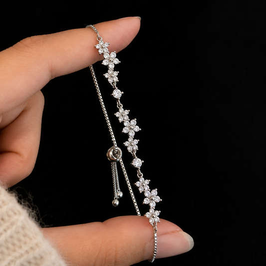 Pulsera con diseño floral